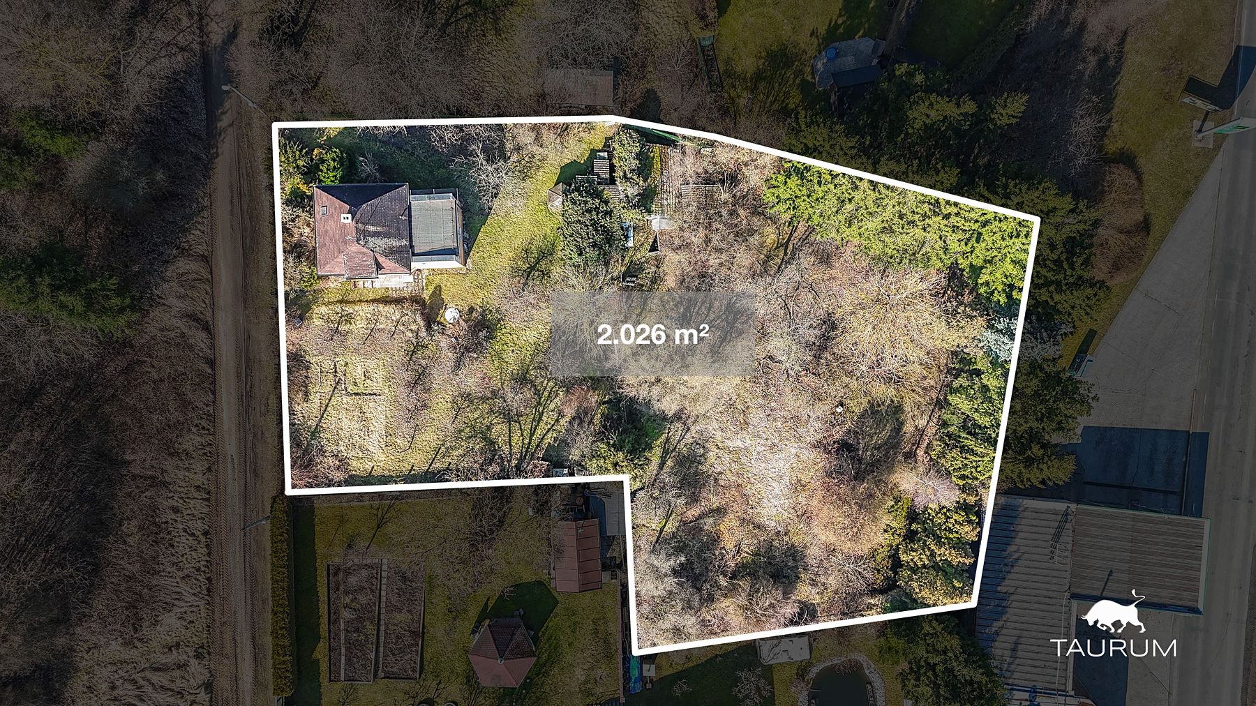 Prodej stavebního pozemku 2026 m² – Starý Plzenec, fotografie 1